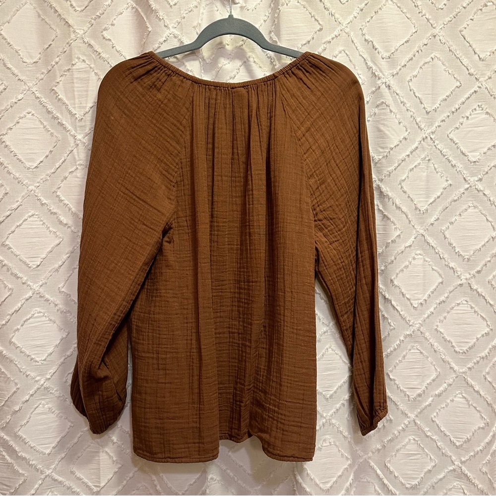 Old Navy Brown Long Sleeve Peasant Blouse - Picture 2 of 4